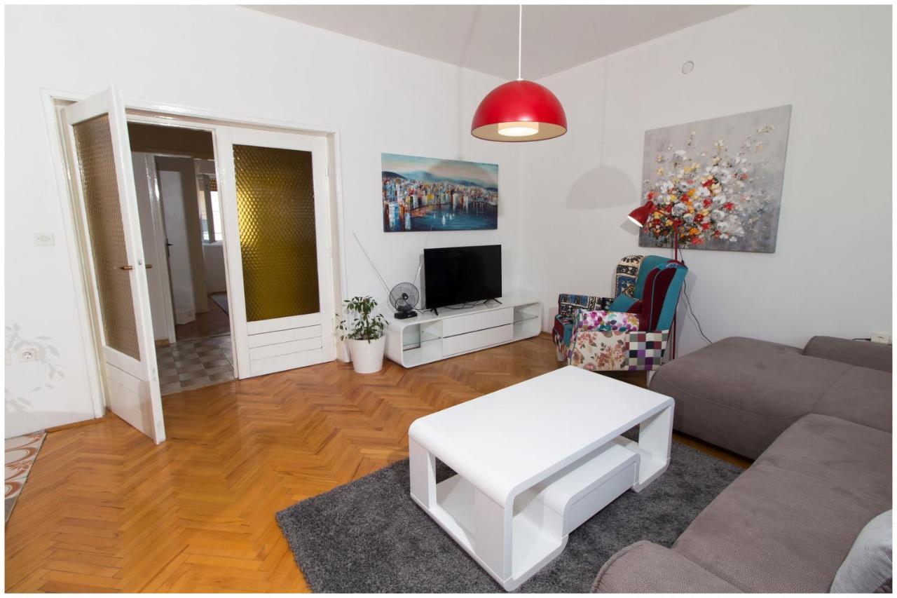 Kaštela Large Apartment Between Split And Trogir מראה חיצוני תמונה