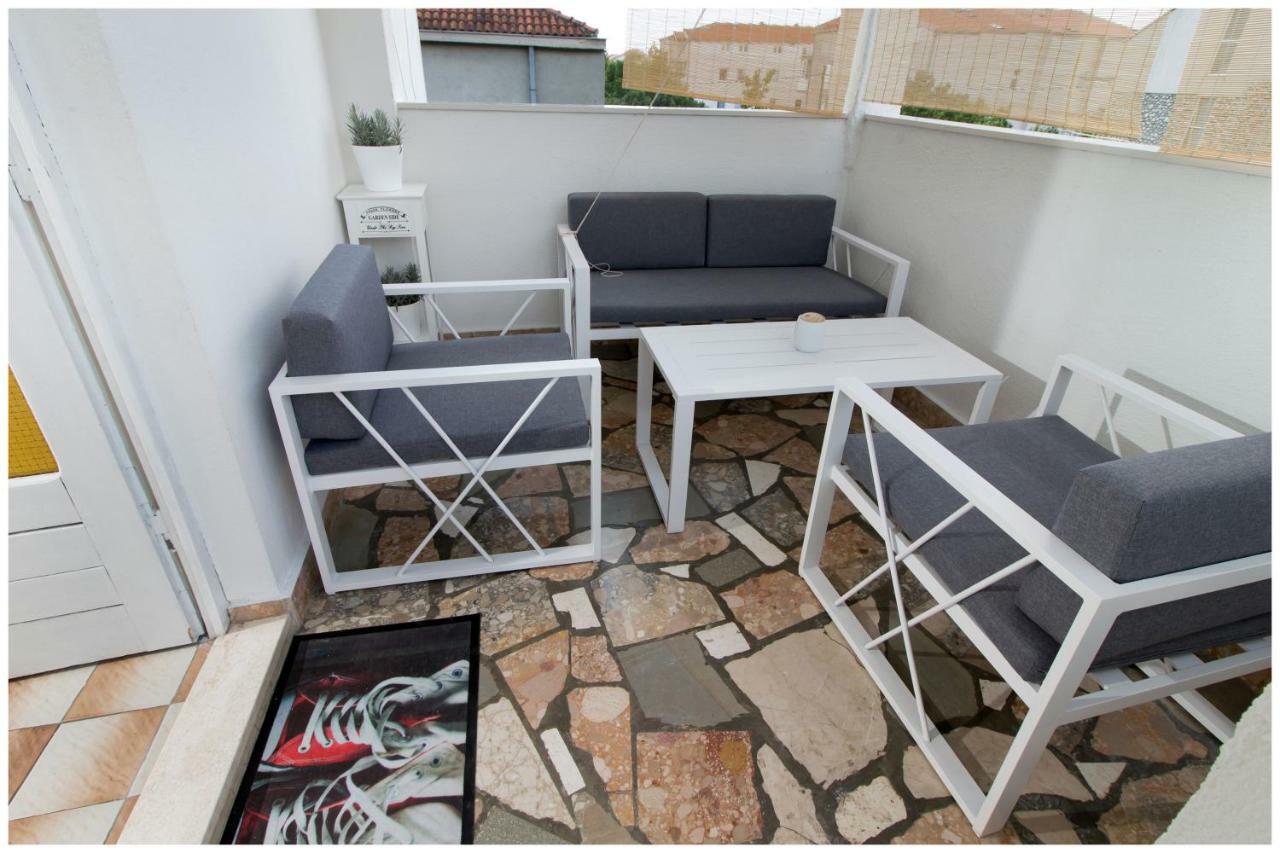 Kaštela Large Apartment Between Split And Trogir מראה חיצוני תמונה