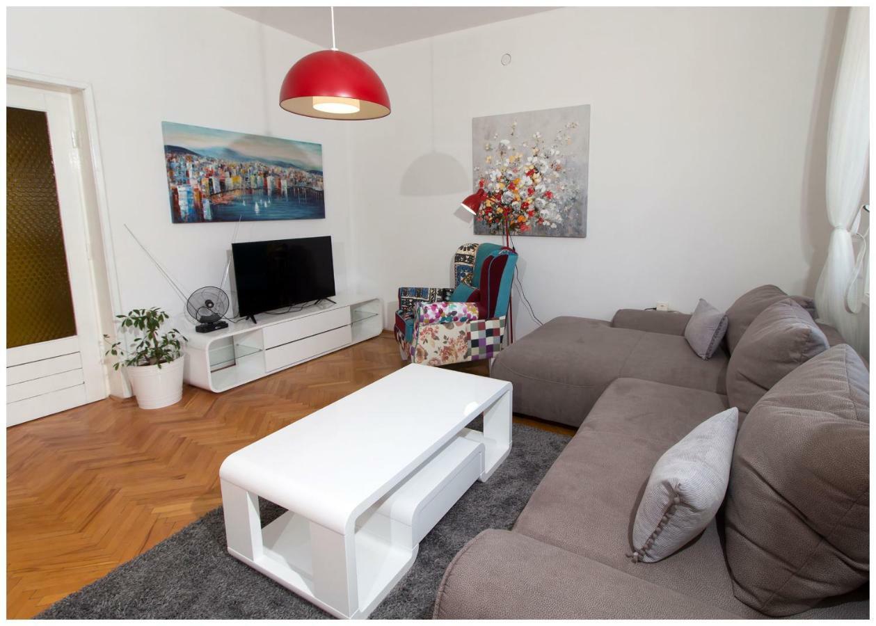 Kaštela Large Apartment Between Split And Trogir מראה חיצוני תמונה